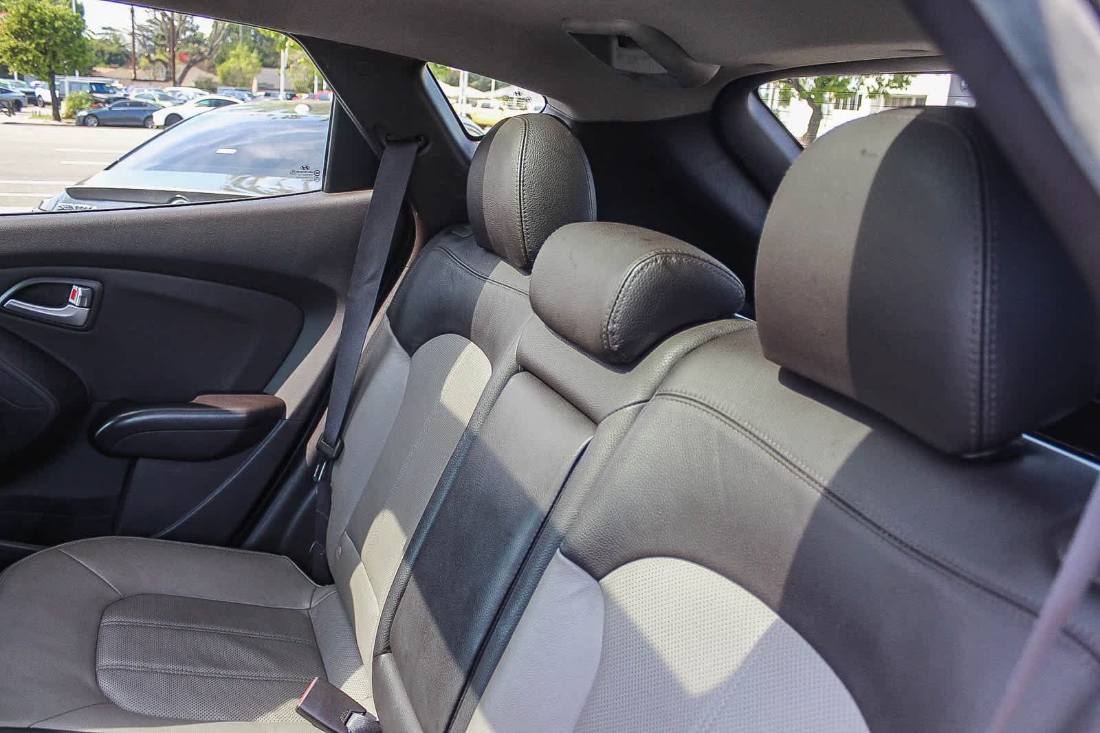 Thumbnail: 2012 Hyundai Tucson - 26