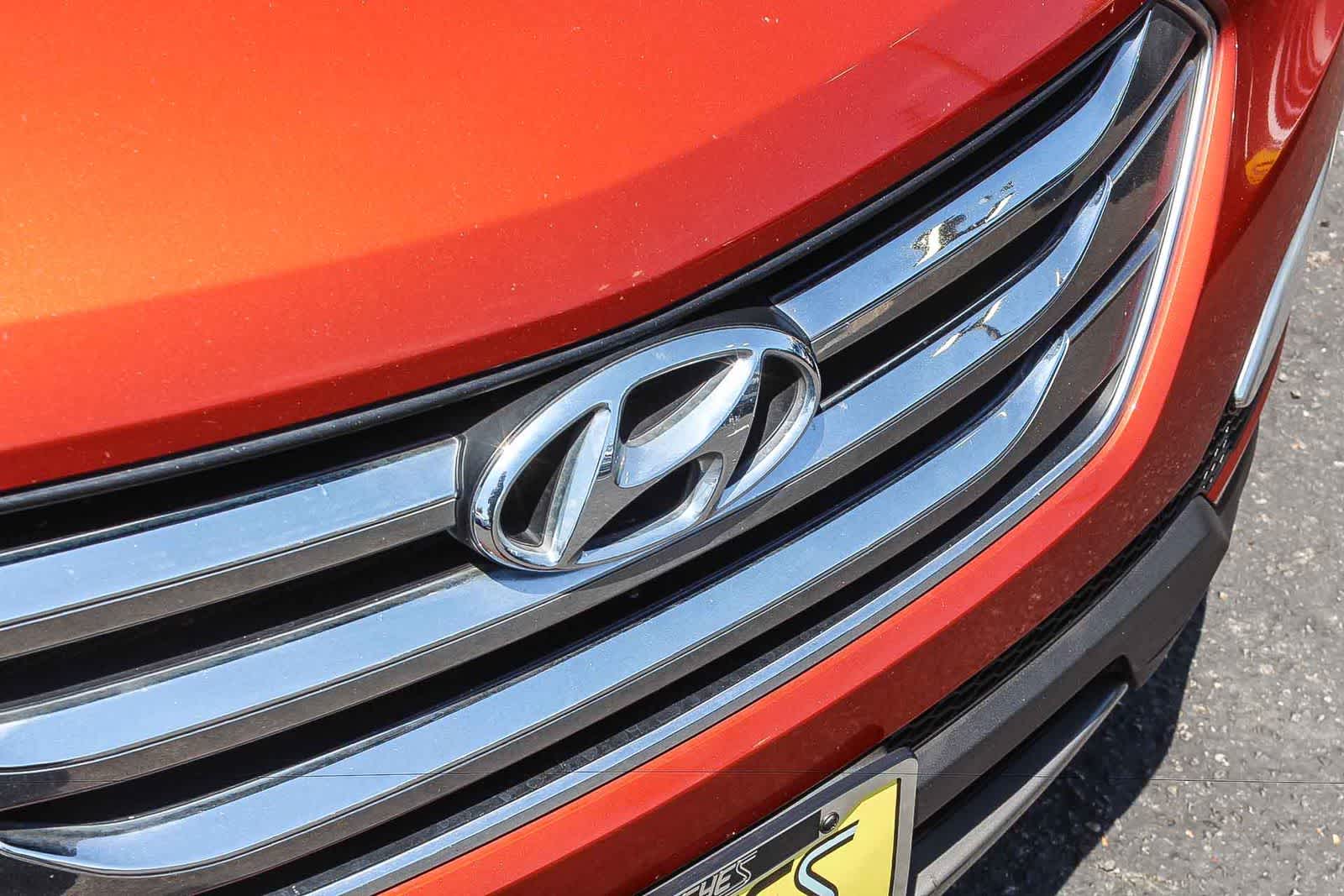 Thumbnail: 2014 Hyundai Santa Fe - 17