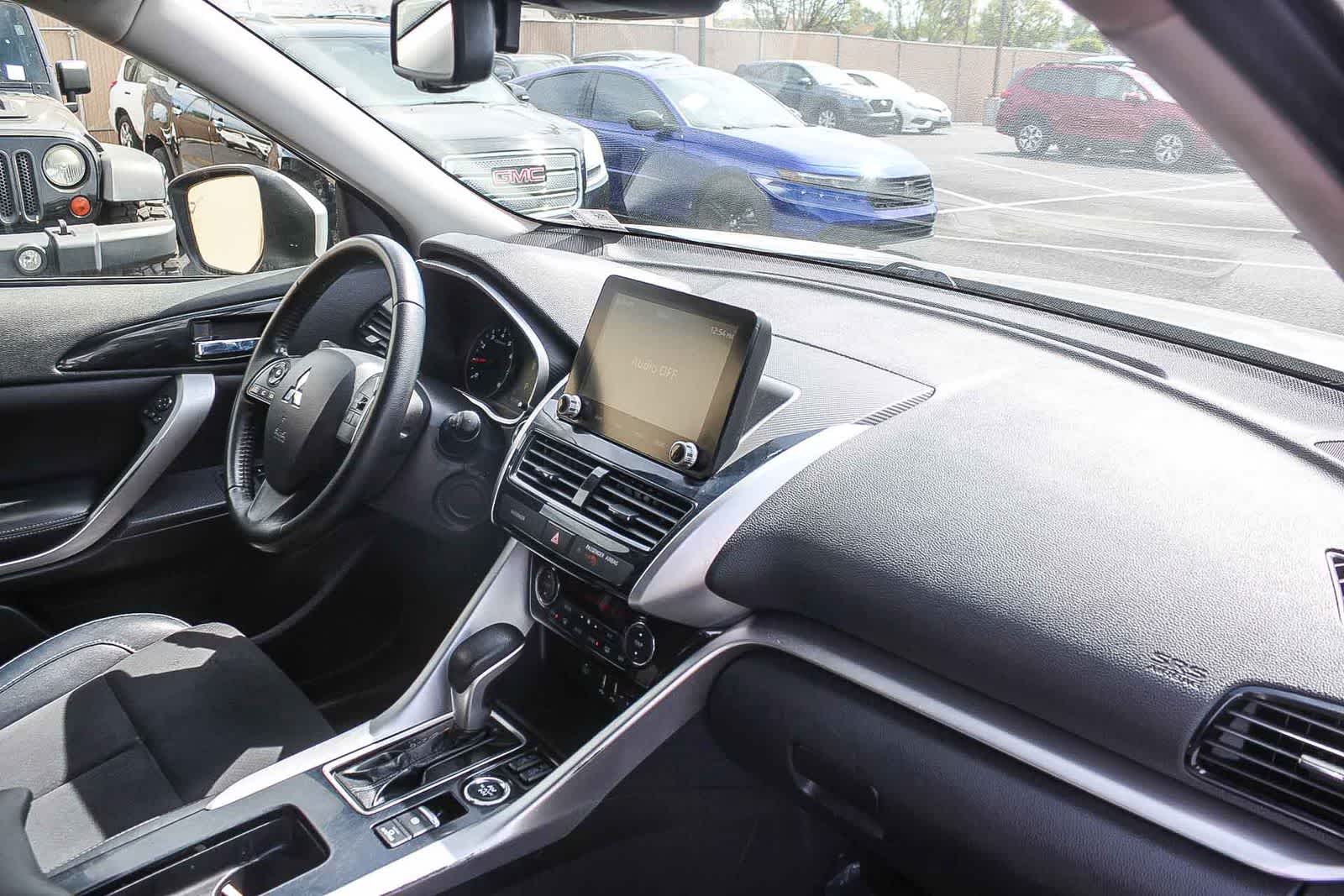 Thumbnail: 2023 Mitsubishi Eclipse Cross - 21