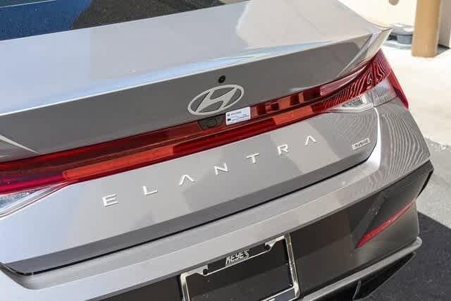 Thumbnail: 2025 Hyundai Elantra - 14