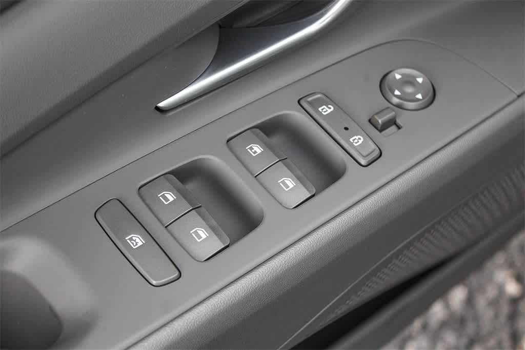 Thumbnail: 2023 Hyundai Elantra - 26