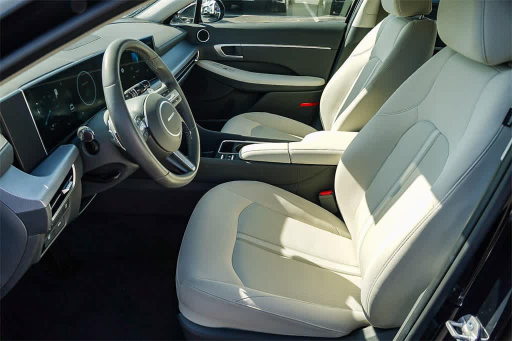 Thumbnail: 2024 Hyundai Sonata - 24