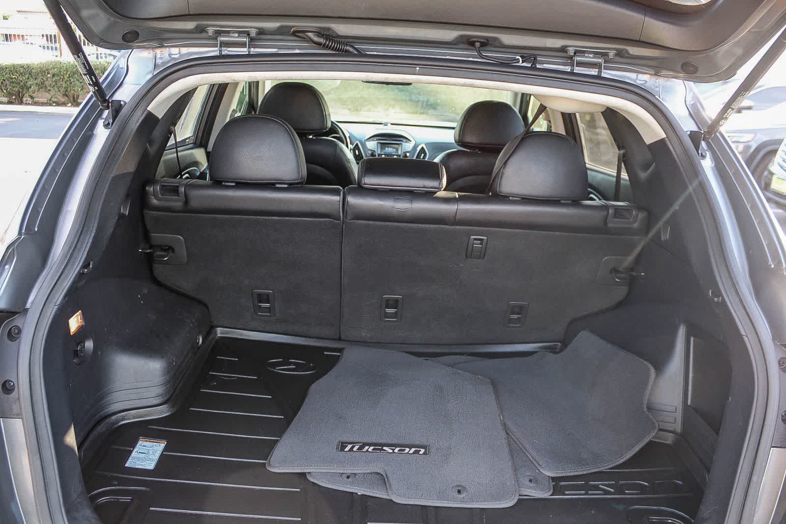 Thumbnail: 2014 Hyundai Tucson - 35