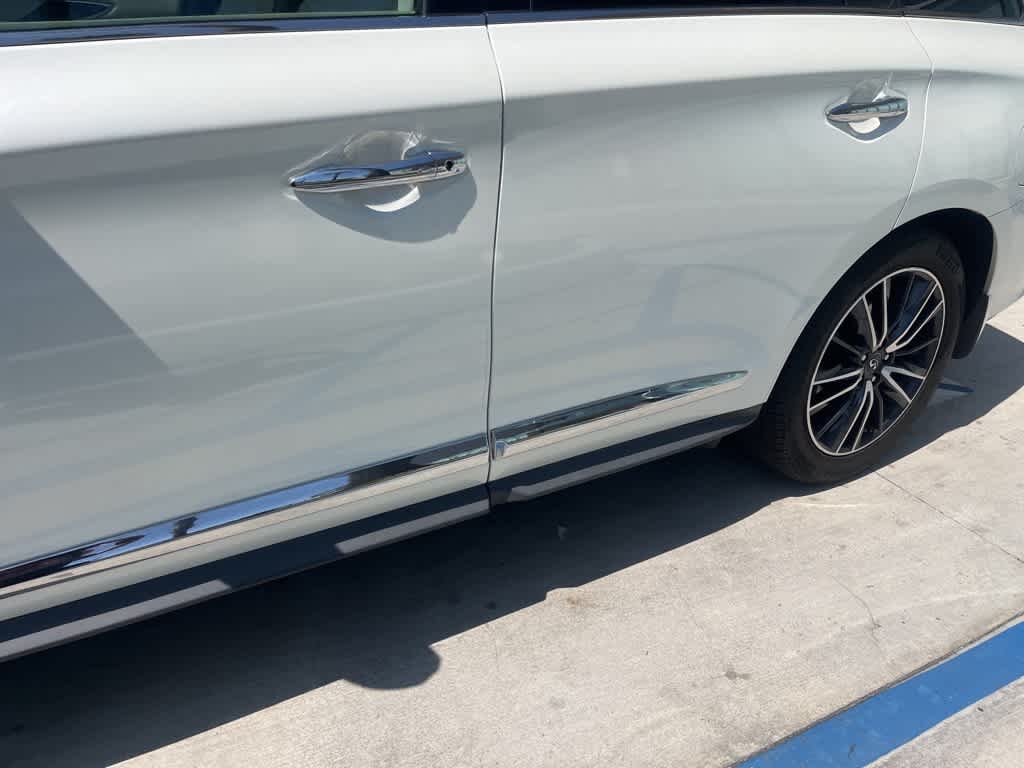 Thumbnail: 2016 INFINITI QX60 - 8