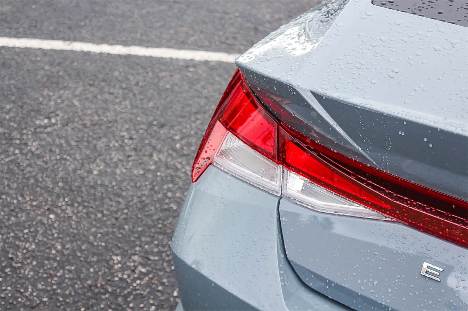 Thumbnail: 2022 Hyundai Elantra - 8