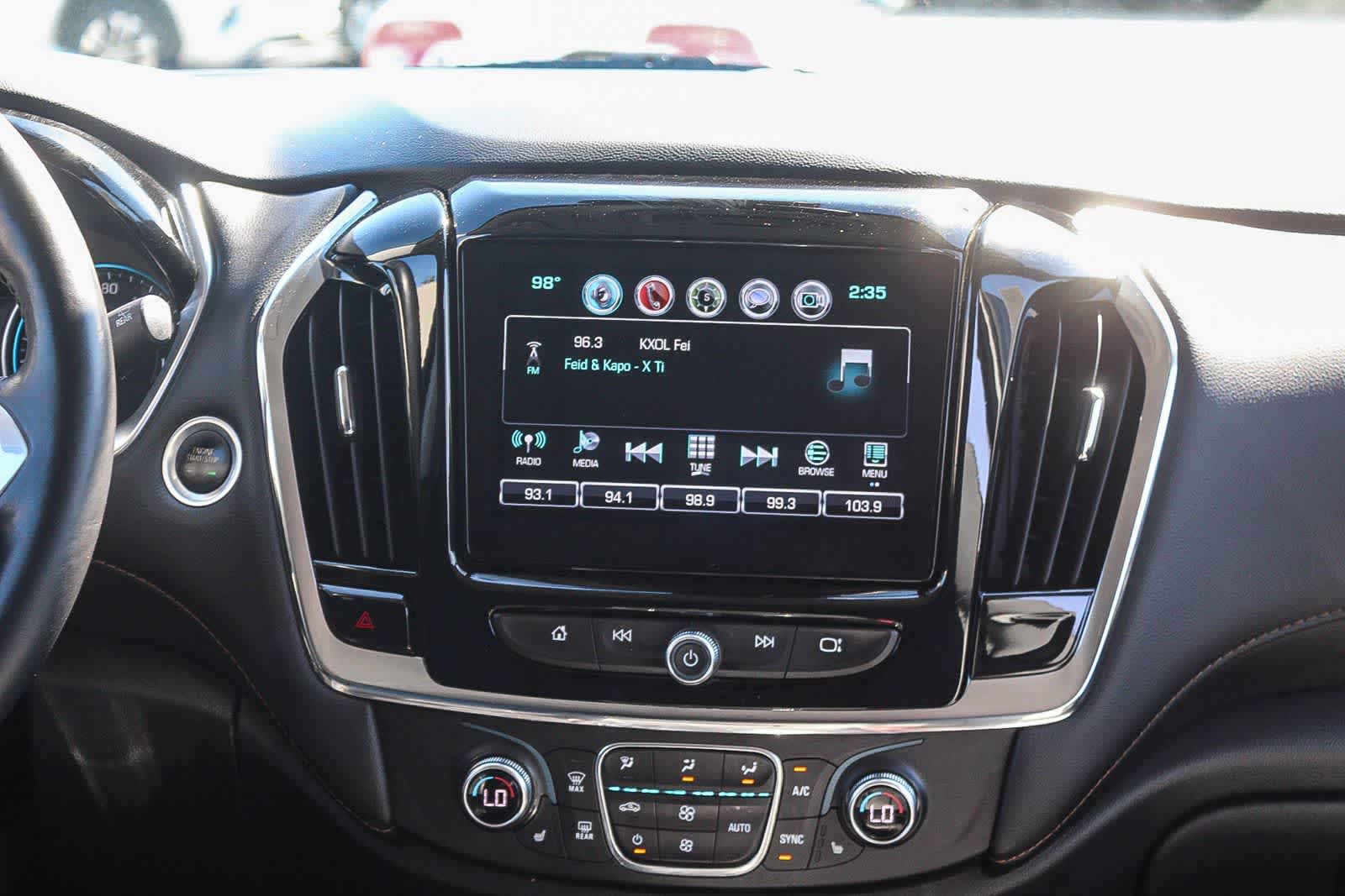 Thumbnail: 2018 Chevrolet Traverse - 21