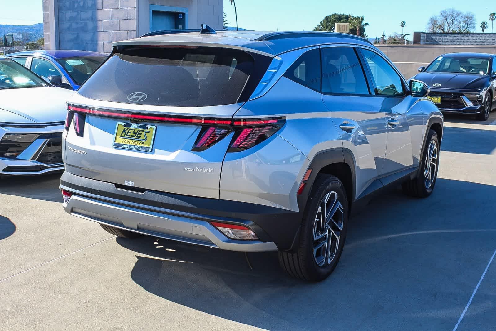 Thumbnail: 2026 Hyundai Tucson - 4