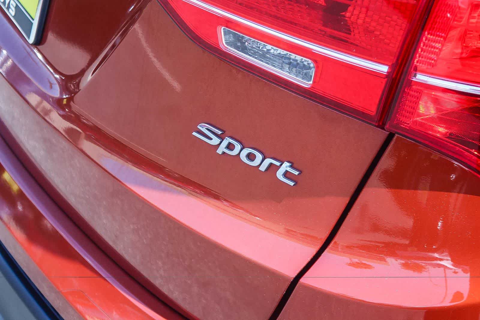 Thumbnail: 2014 Hyundai Santa Fe - 12