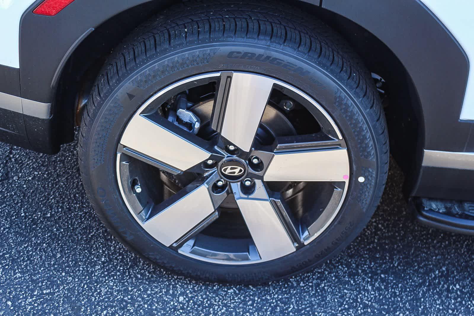 Thumbnail: 2026 Hyundai Santa Fe - 9