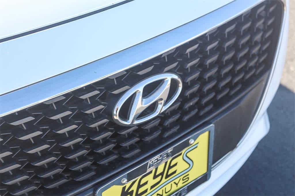 Thumbnail: 2017 Hyundai Sonata - 11