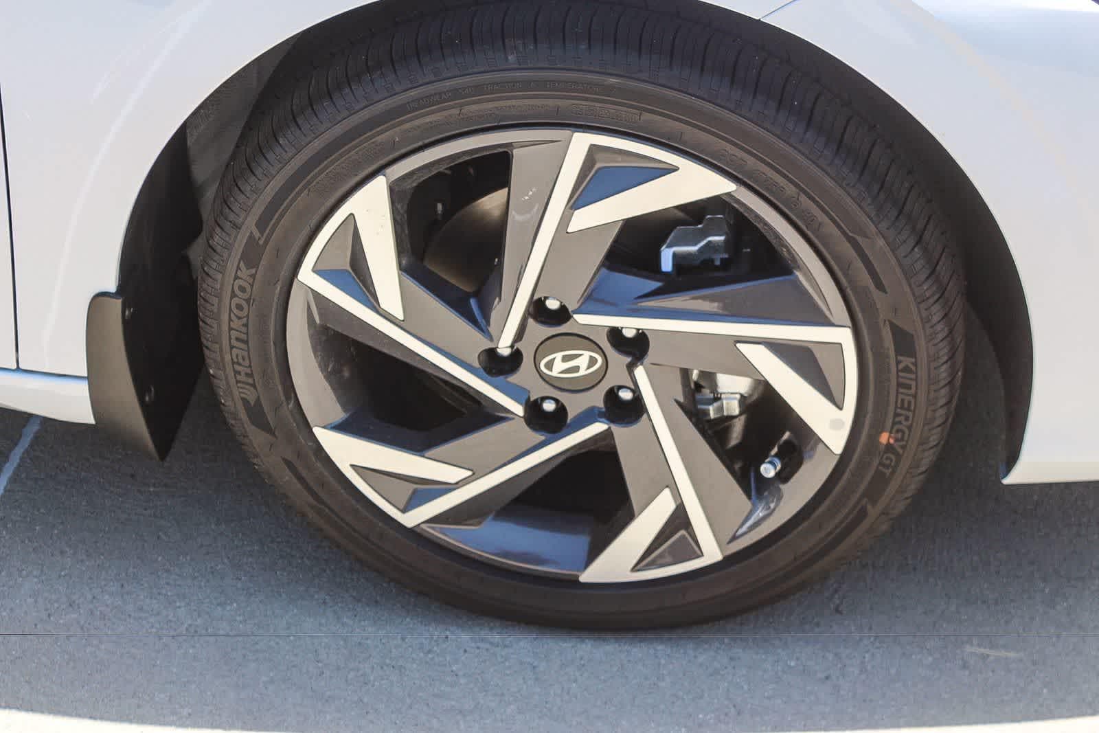 Thumbnail: 2026 Hyundai Elantra - 11