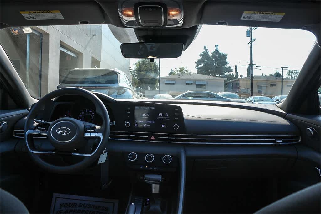 Thumbnail: 2023 Hyundai Elantra - 12