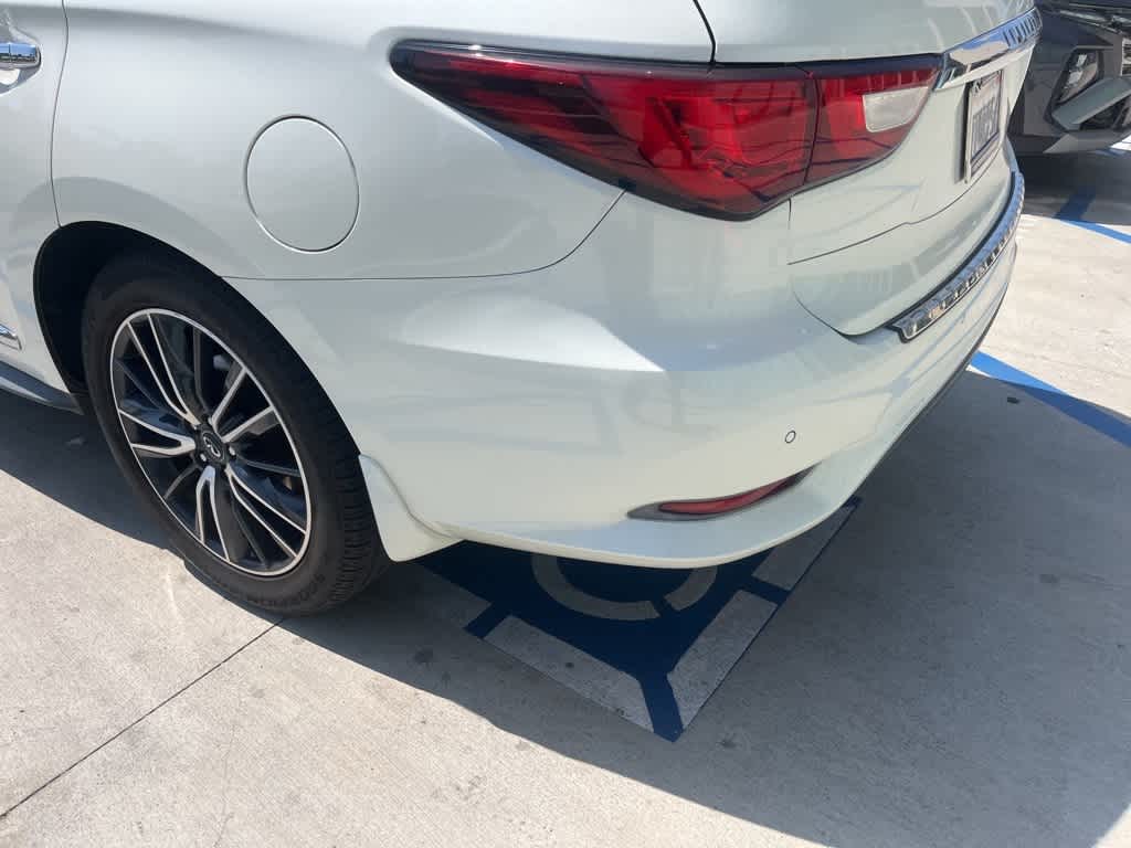 Thumbnail: 2016 INFINITI QX60 - 14