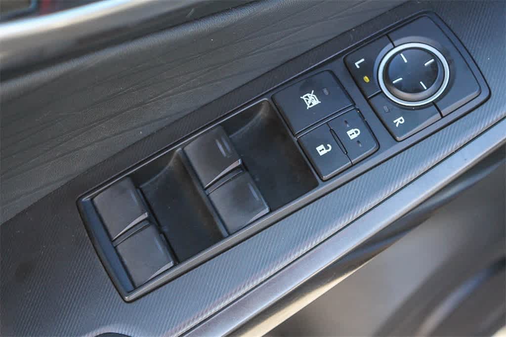 Thumbnail: 2022 Lexus IS - 27