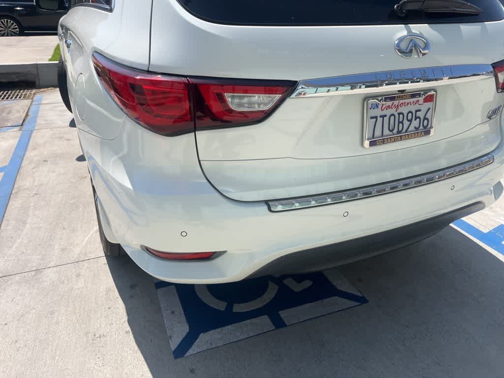 Thumbnail: 2016 INFINITI QX60 - 16