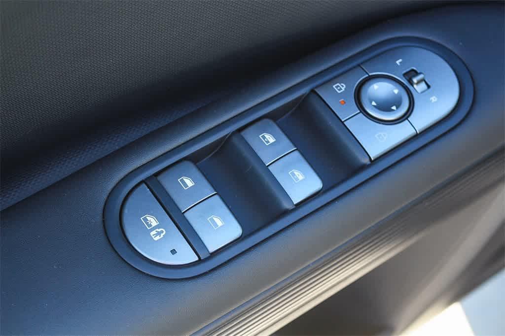 Thumbnail: 2026 Hyundai Ioniq 5 - 27