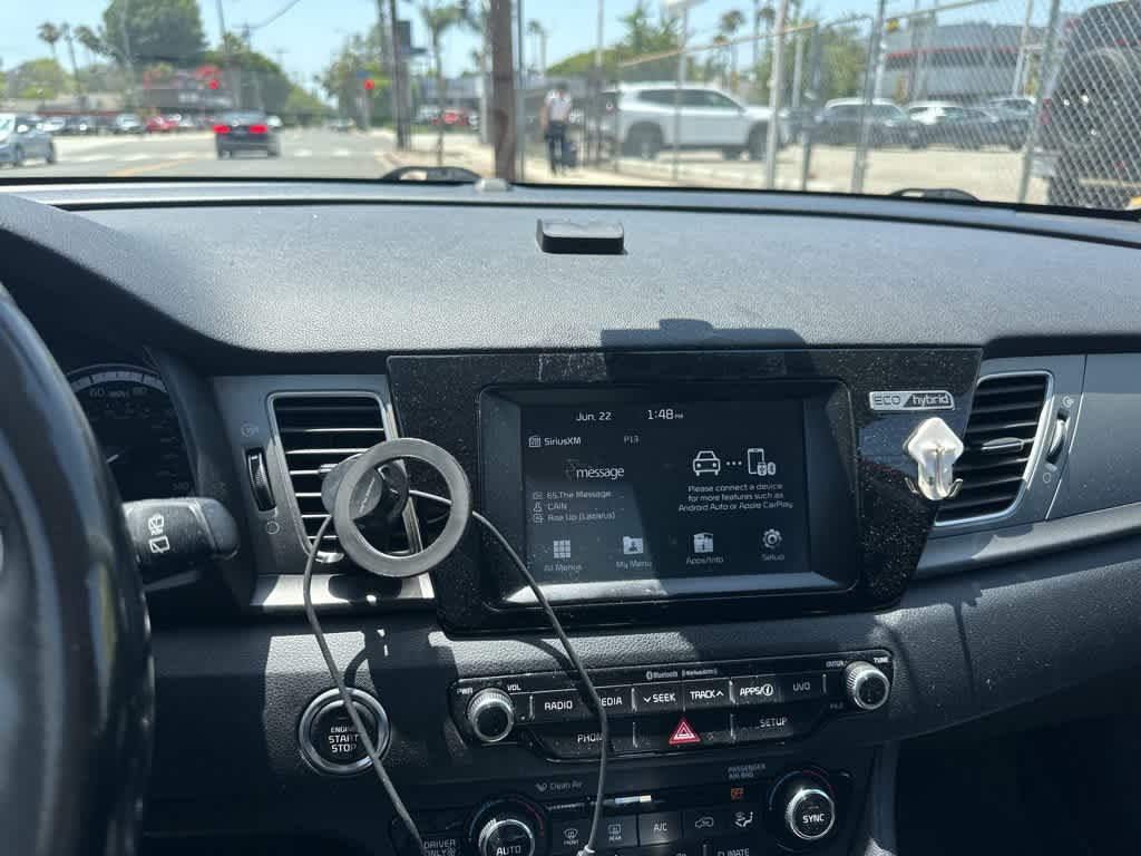 Thumbnail: 2018 Kia Niro - 21