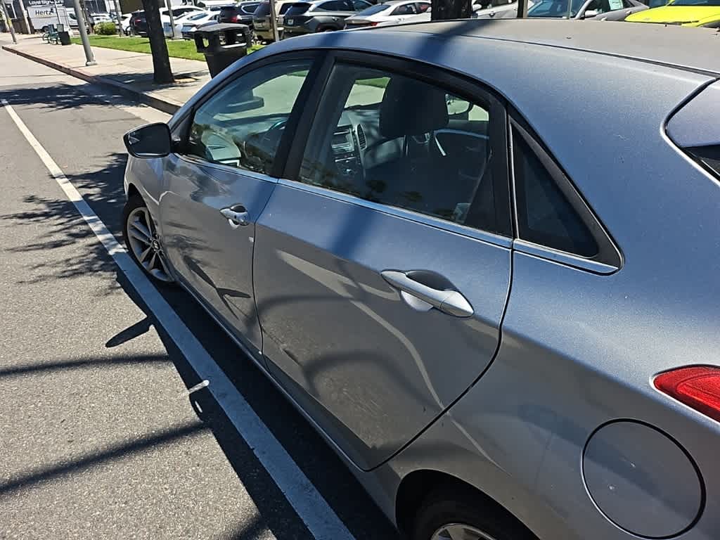 Thumbnail: 2016 Hyundai Elantra - 19
