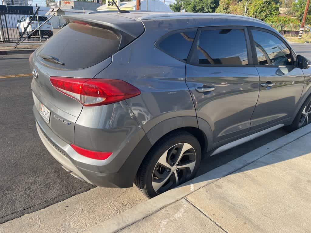 Thumbnail: 2017 Hyundai Tucson - 18