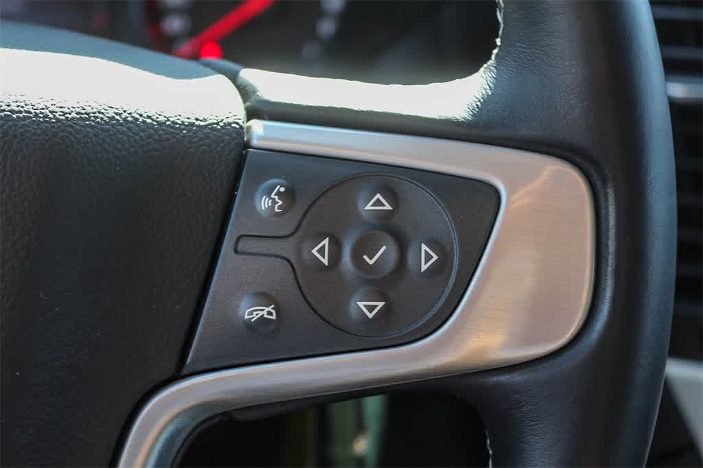 Thumbnail: 2015 GMC Yukon XL - 33