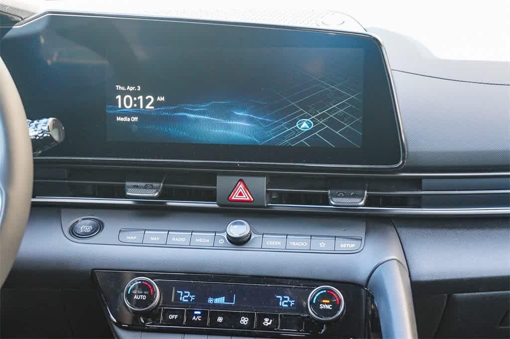 Thumbnail: 2025 Hyundai Elantra - 16