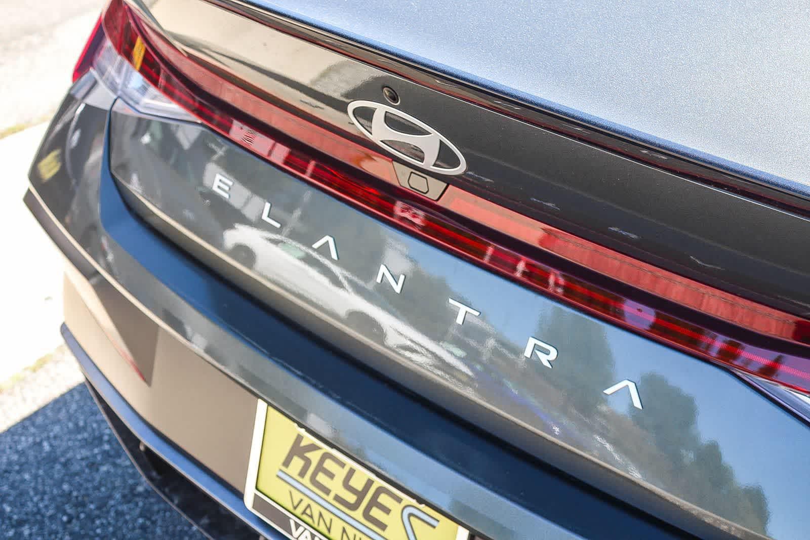 Thumbnail: 2026 Hyundai Elantra - 9