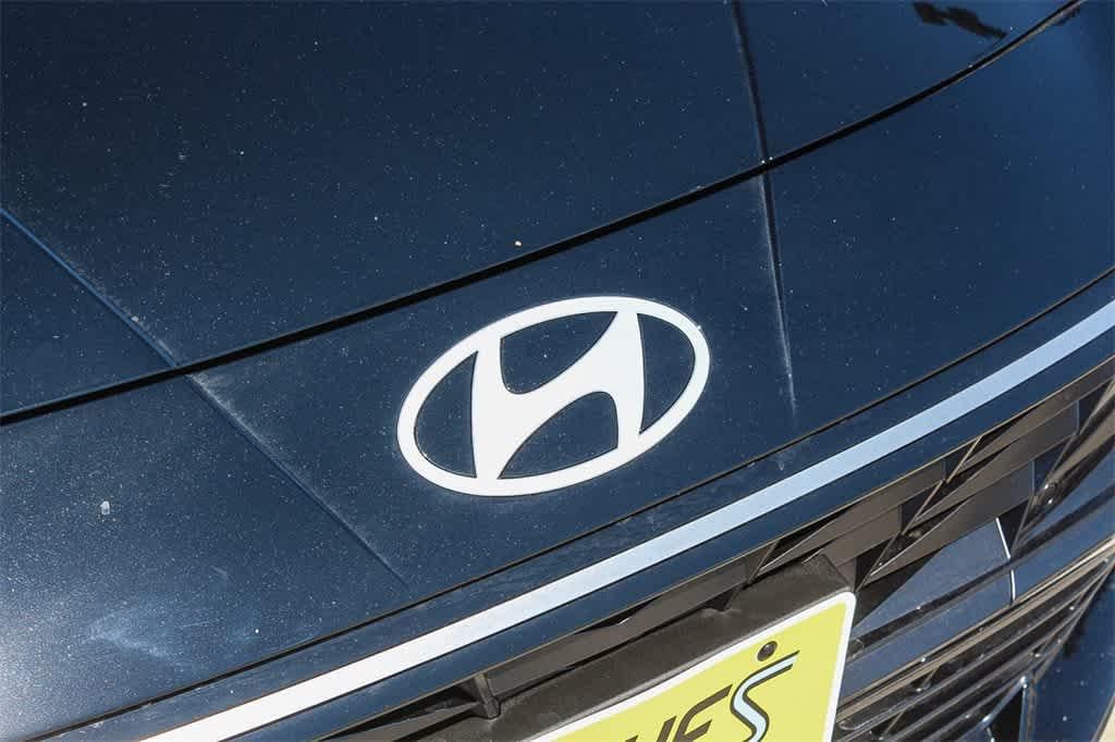 Thumbnail: 2025 Hyundai Elantra - 11