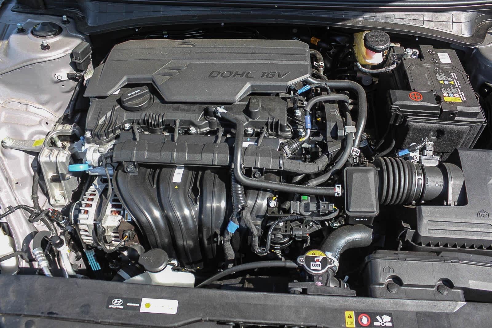 2026 Hyundai Elantra Limited - Photo 16