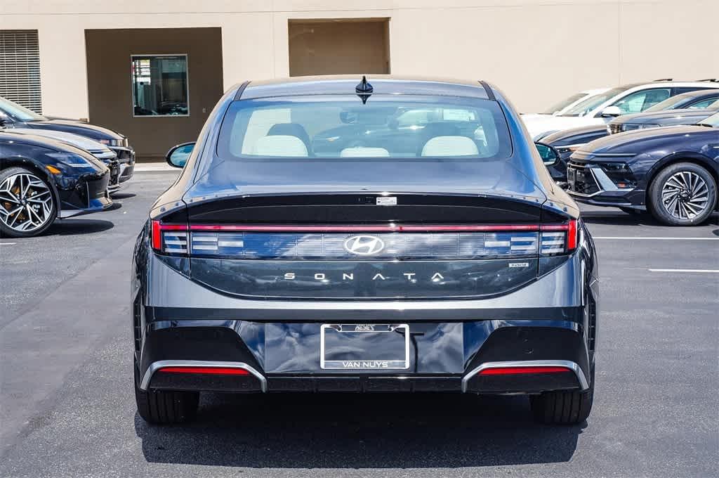 Thumbnail: 2025 Hyundai Sonata - 3