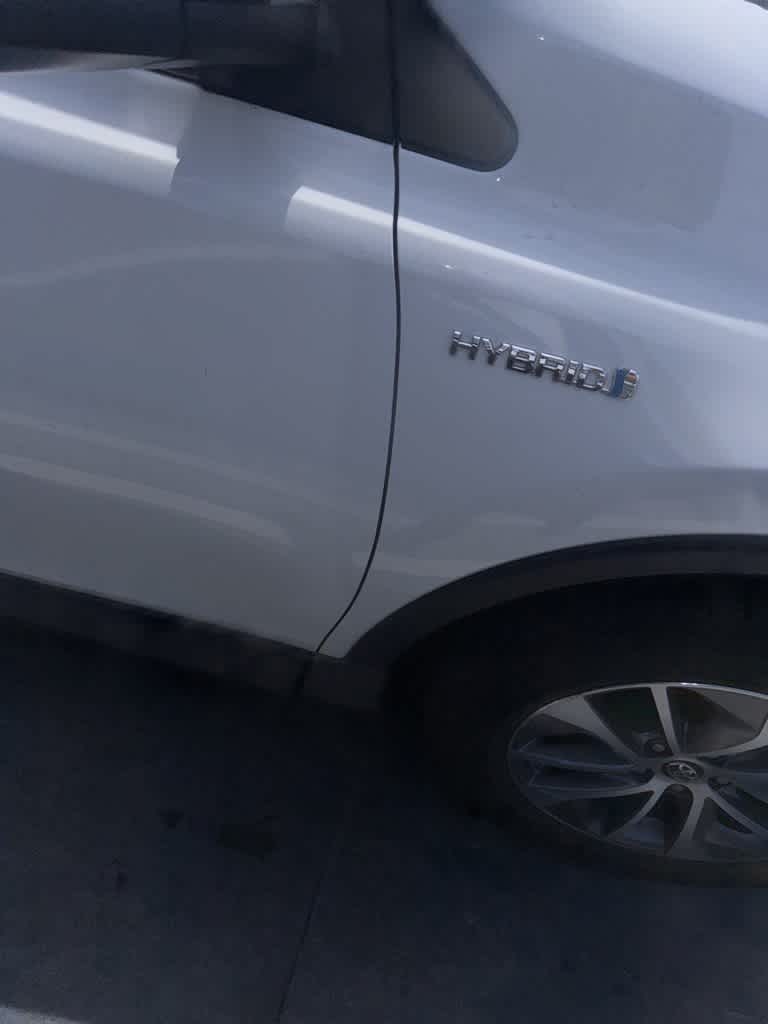 Thumbnail: 2016 Toyota RAV4 - 8