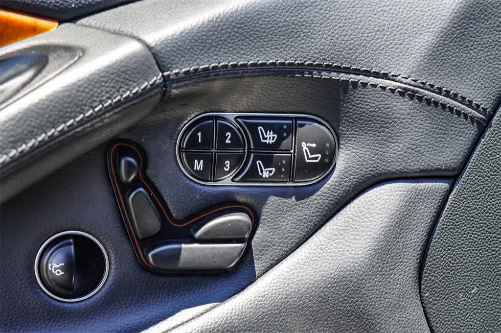 Thumbnail: 2009 Mercedes-Benz SL-Class - 25