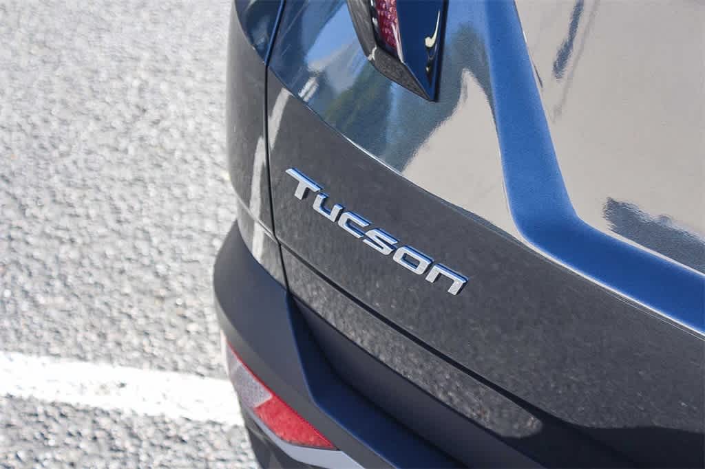 Thumbnail: 2023 Hyundai Tucson - 9
