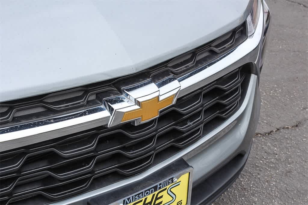 2024 Chevrolet Trax LS 11