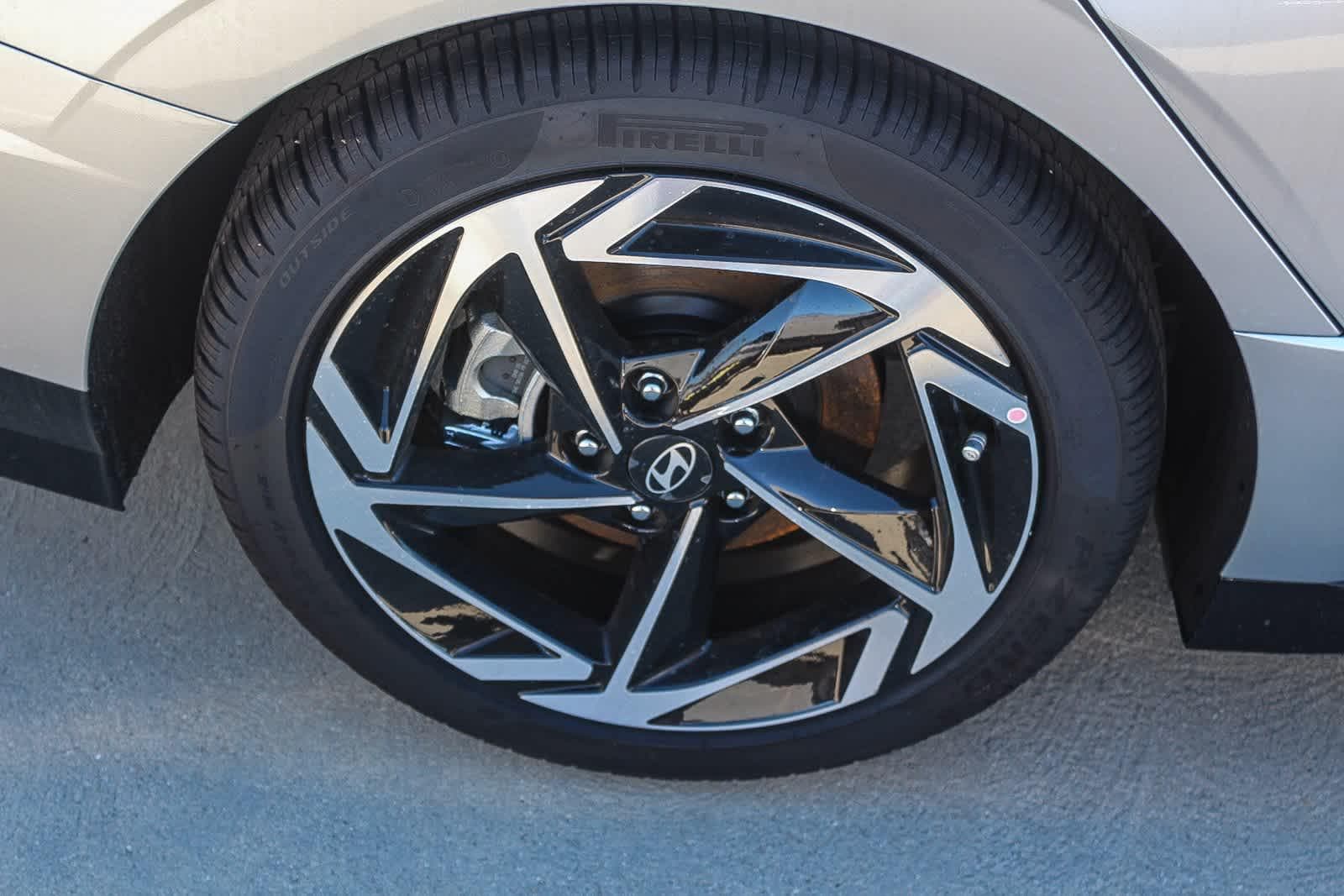 Thumbnail: 2025 Hyundai Sonata - 9