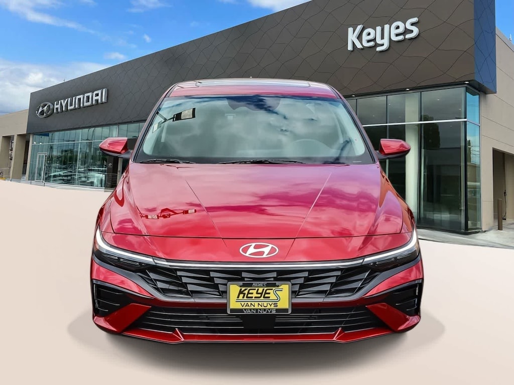 Certified 2025 Hyundai Elantra SEL Convenience Sedan
