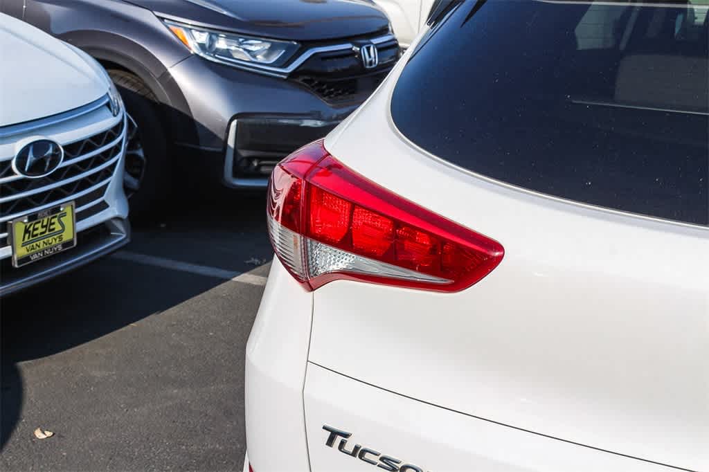 Thumbnail: 2016 Hyundai Tucson - 7