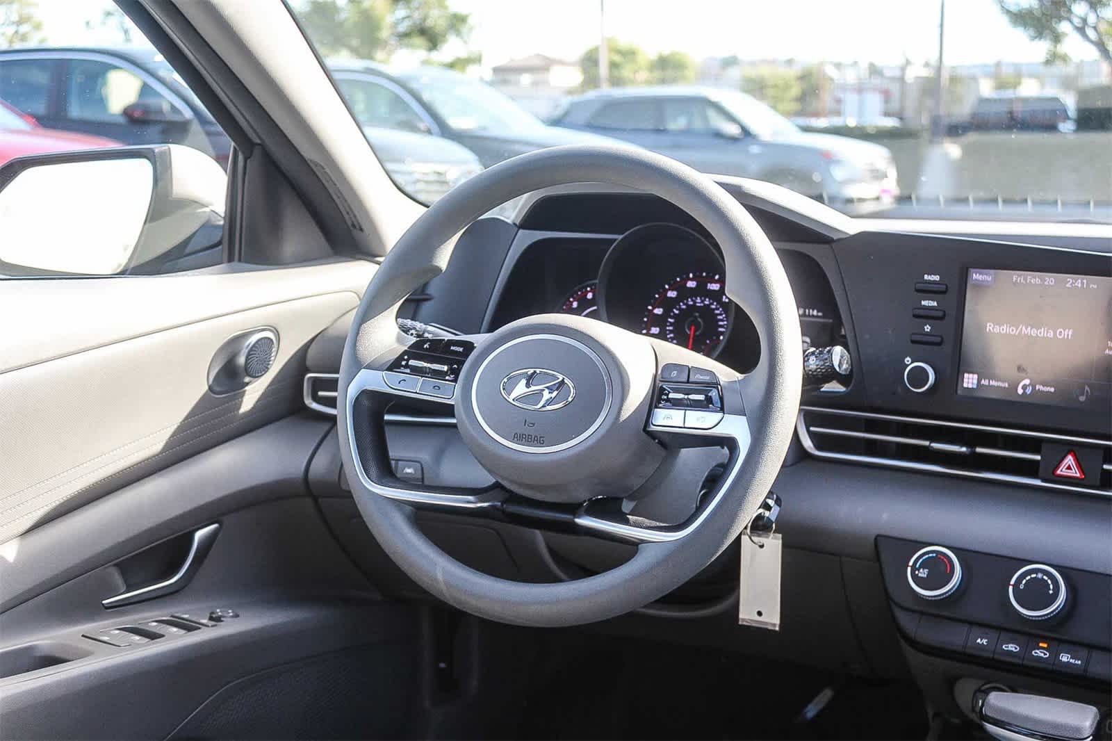 Thumbnail: 2023 Hyundai Elantra - 19