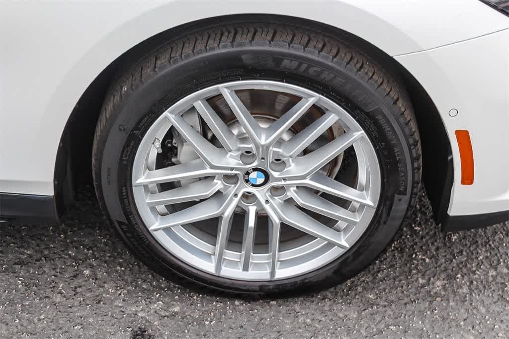 Thumbnail: 2024 BMW 5 Series - 9