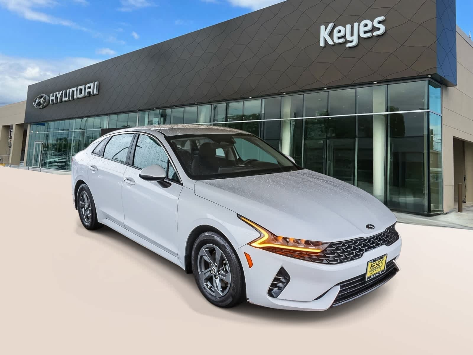 Thumbnail: 2021 Kia K5 - 3