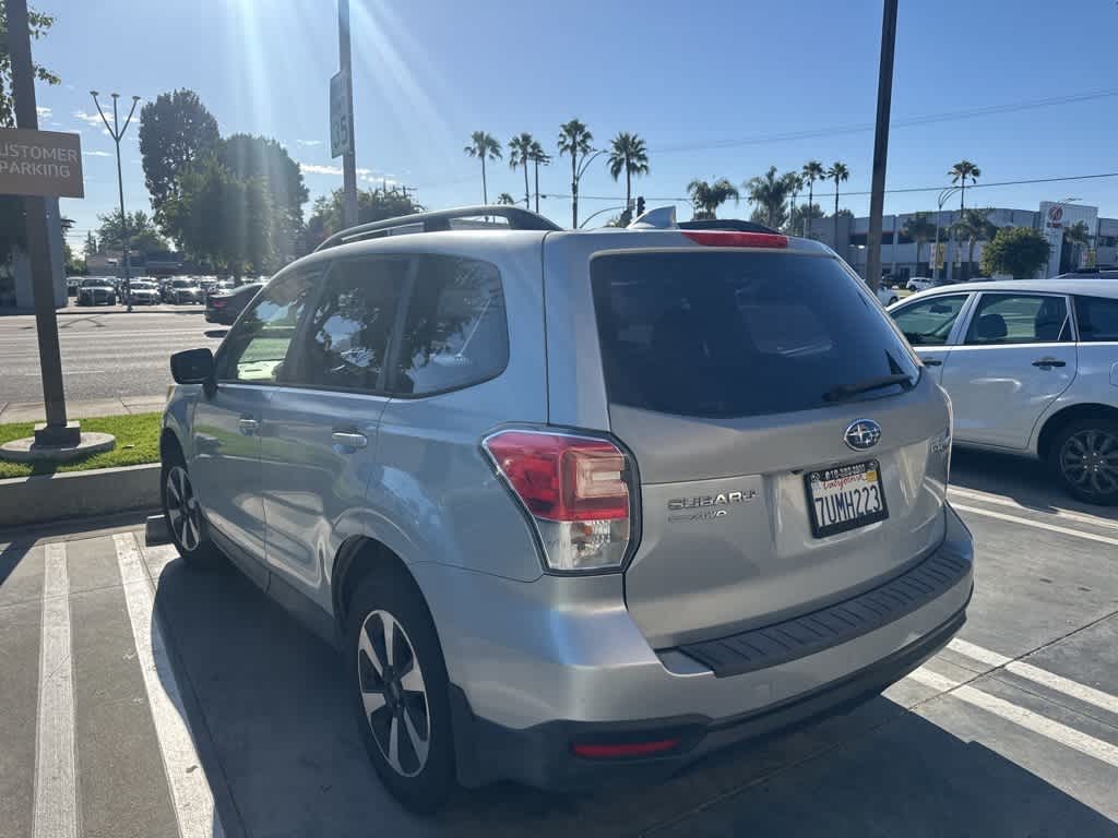 2017 Subaru Forester 2.5i 6