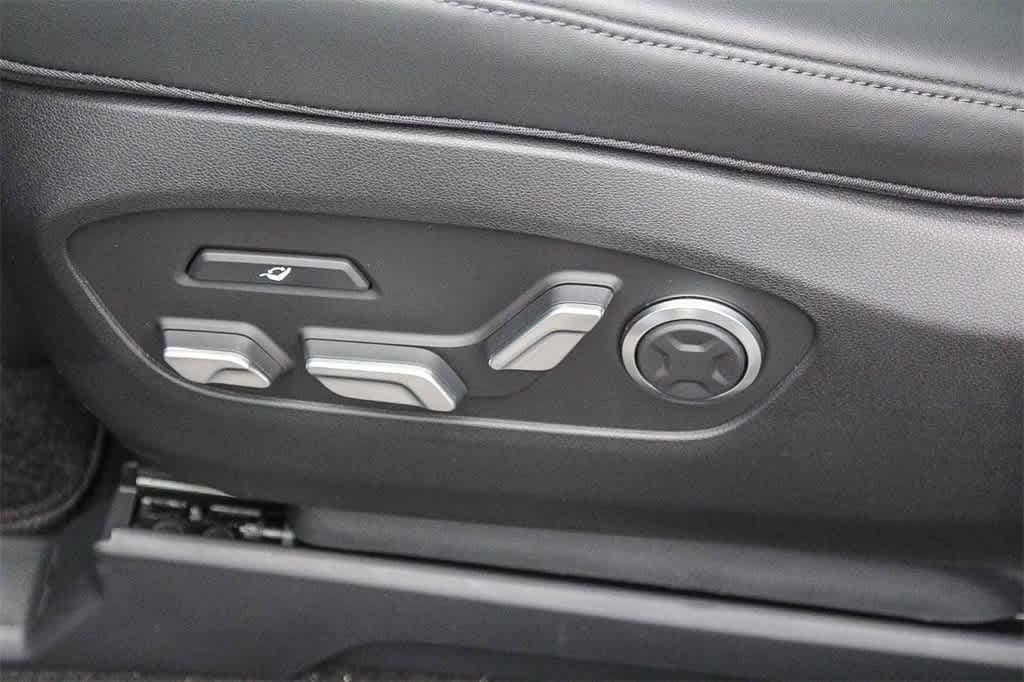 Thumbnail: 2026 Hyundai Ioniq - 28