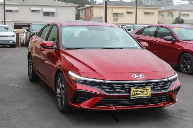 Thumbnail: 2025 Hyundai Elantra - 3