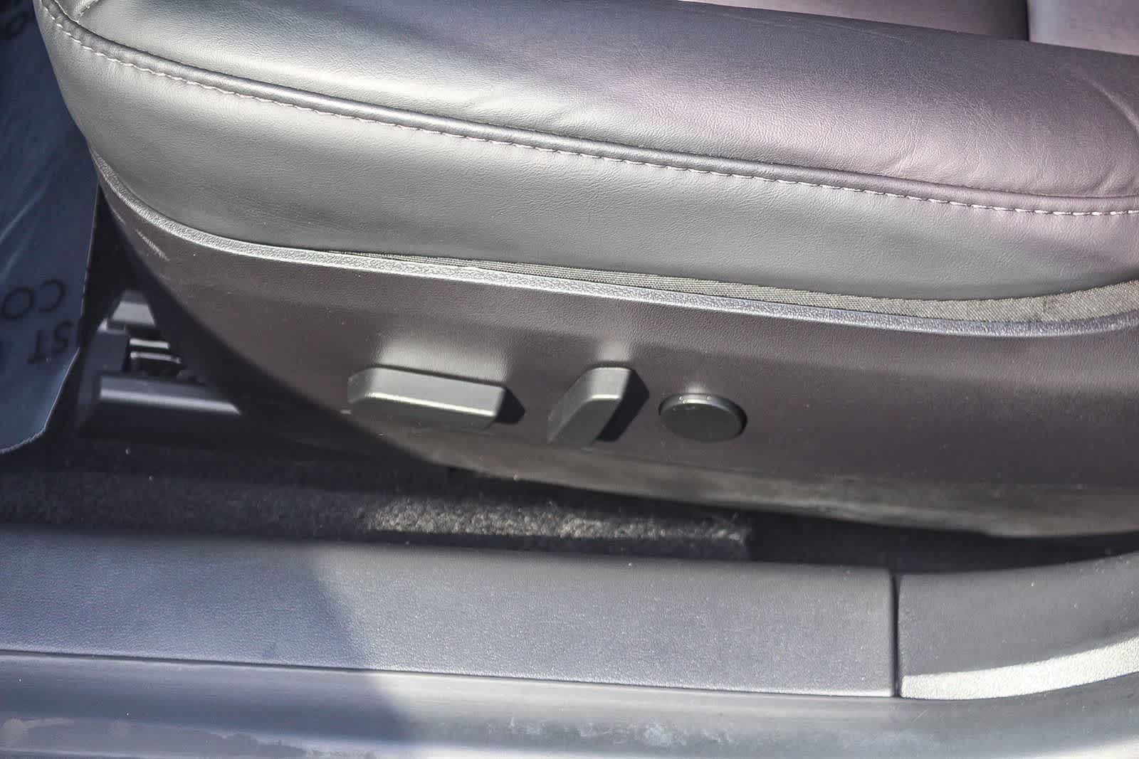 Thumbnail: 2020 Tesla Model 3 - 27