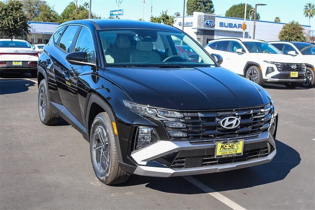 New 2026 Hyundai Tucson Hybrid Blue SUV