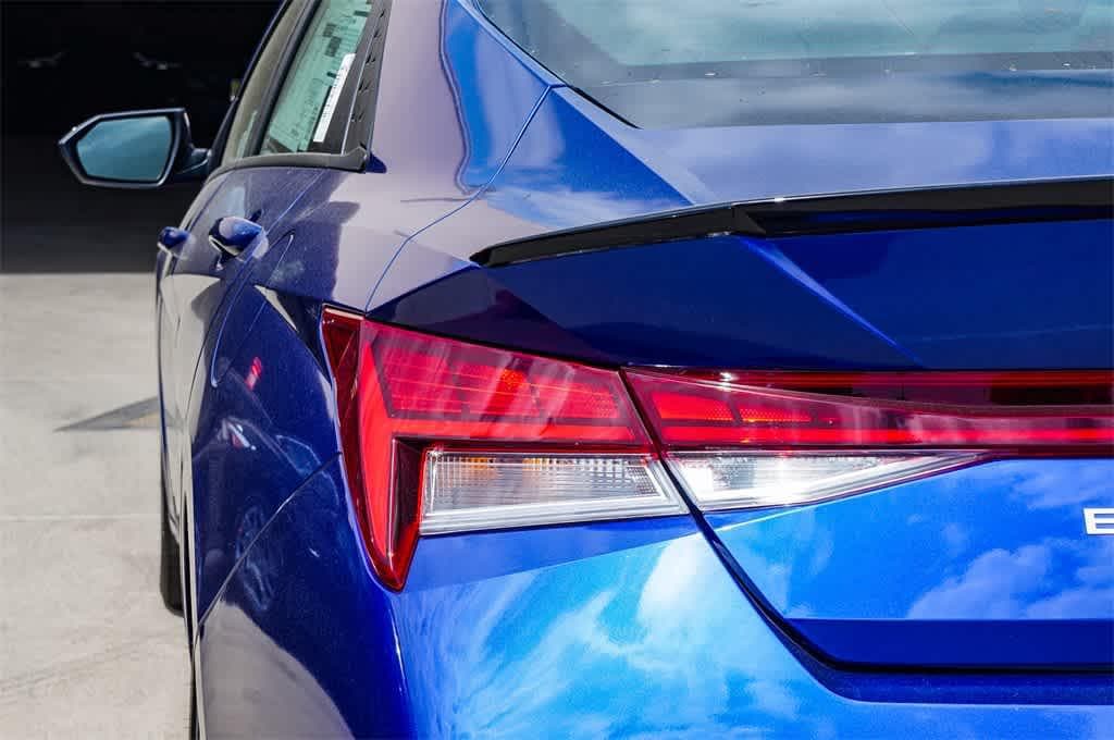 Thumbnail: 2025 Hyundai Elantra - 10
