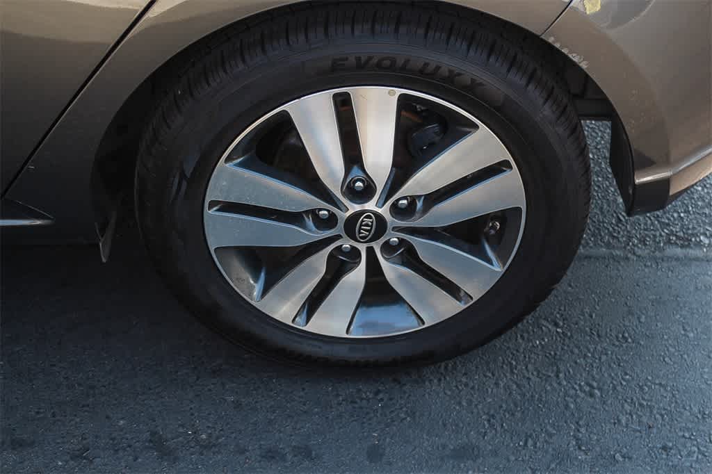 Thumbnail: 2013 Kia Forte - 8