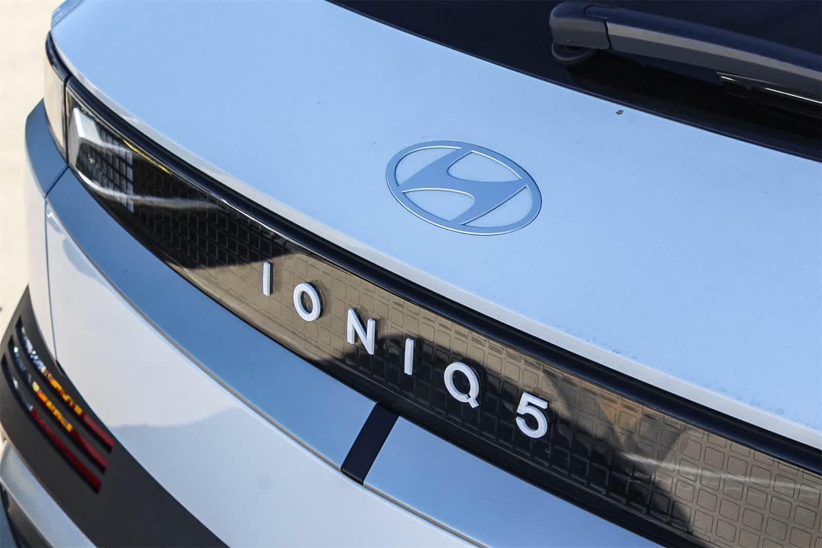 Thumbnail: 2026 Hyundai Ioniq 5 - 9