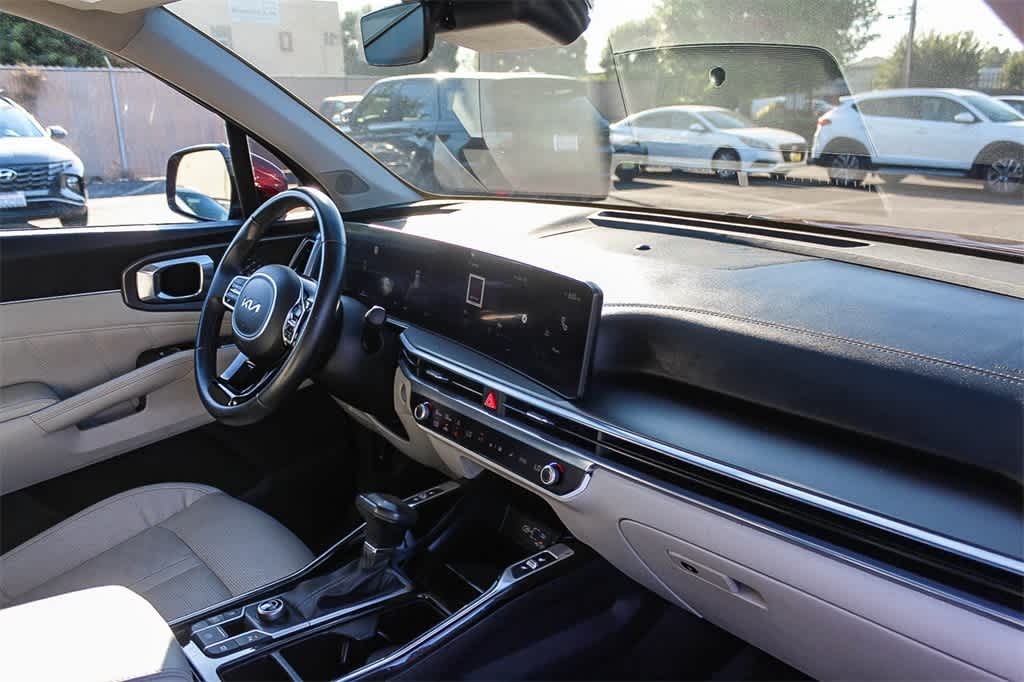 Thumbnail: 2024 Kia Sorento - 19