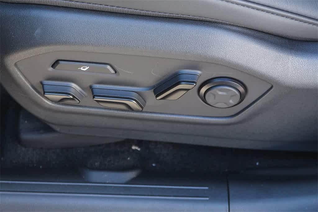 Thumbnail: 2026 Hyundai Santa Fe - 27