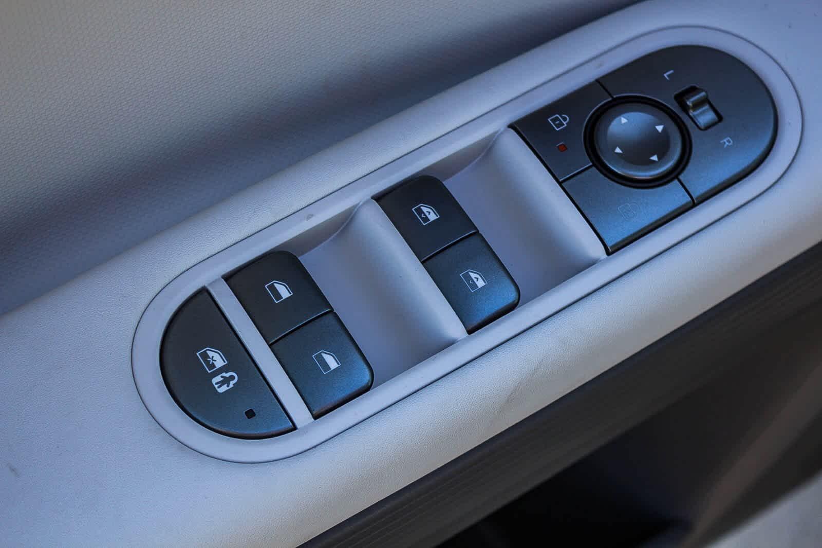 Thumbnail: 2026 Hyundai Ioniq 5 - 27